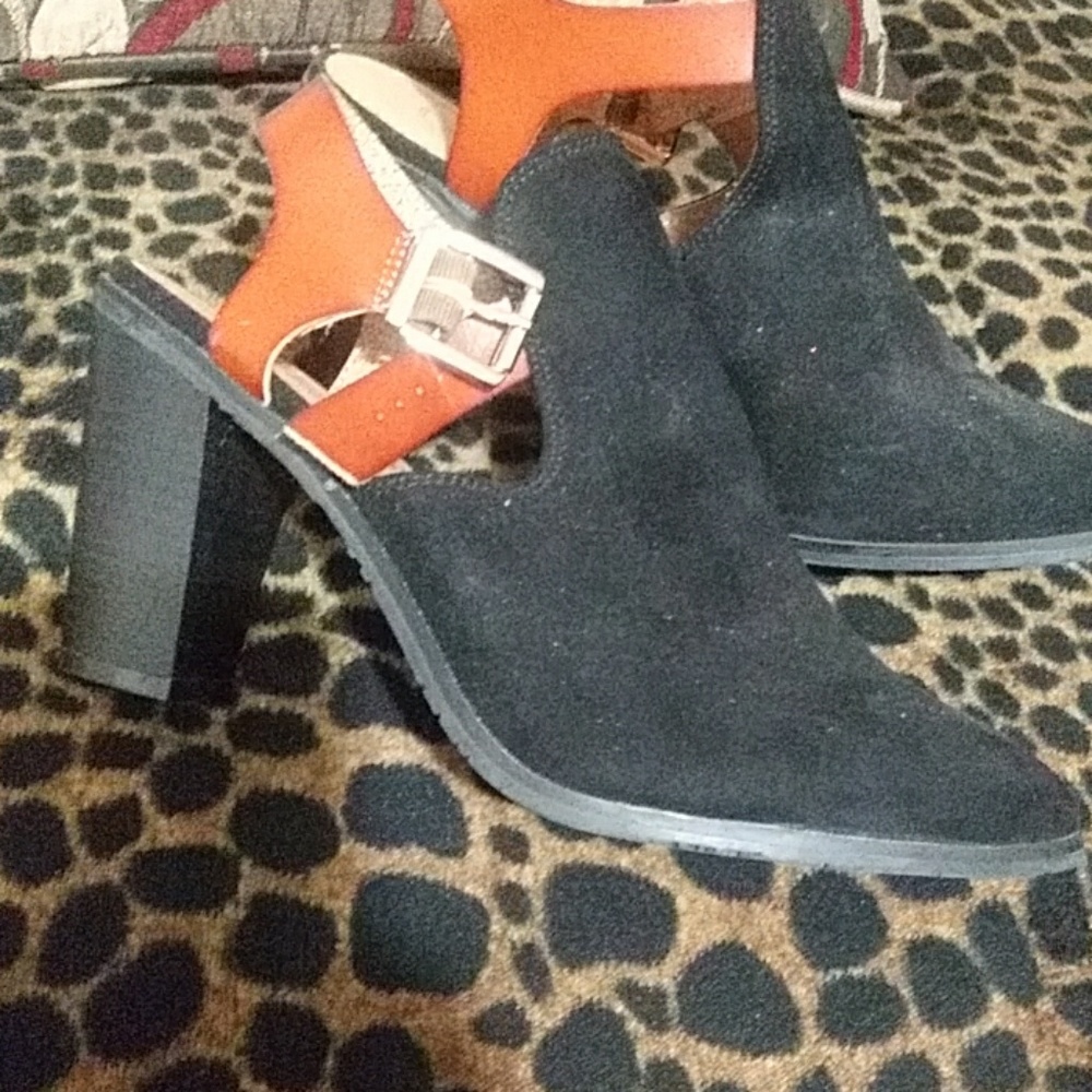 Womens shoes